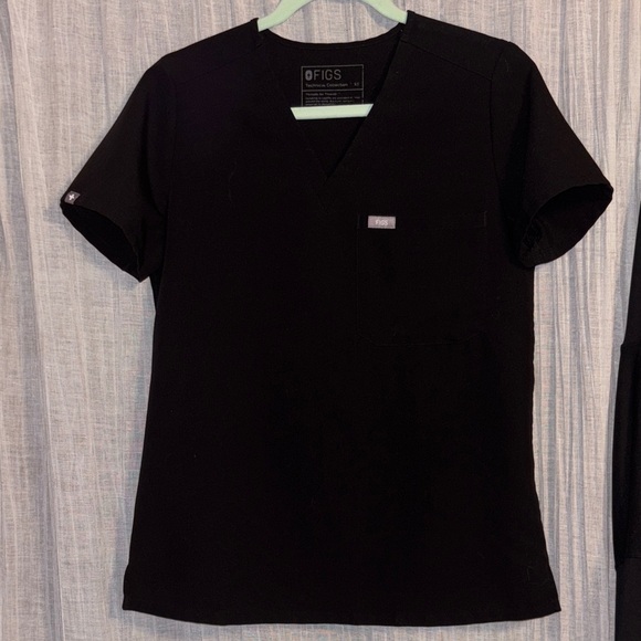Figs Tops - Figs Women's Short Sleeve Black Top